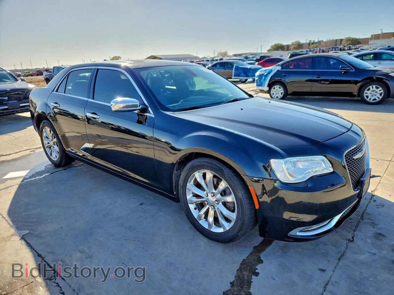 2018 CHRYSLER 300 - VIN: 2C3CCAKG2JH268327 - Фото 4