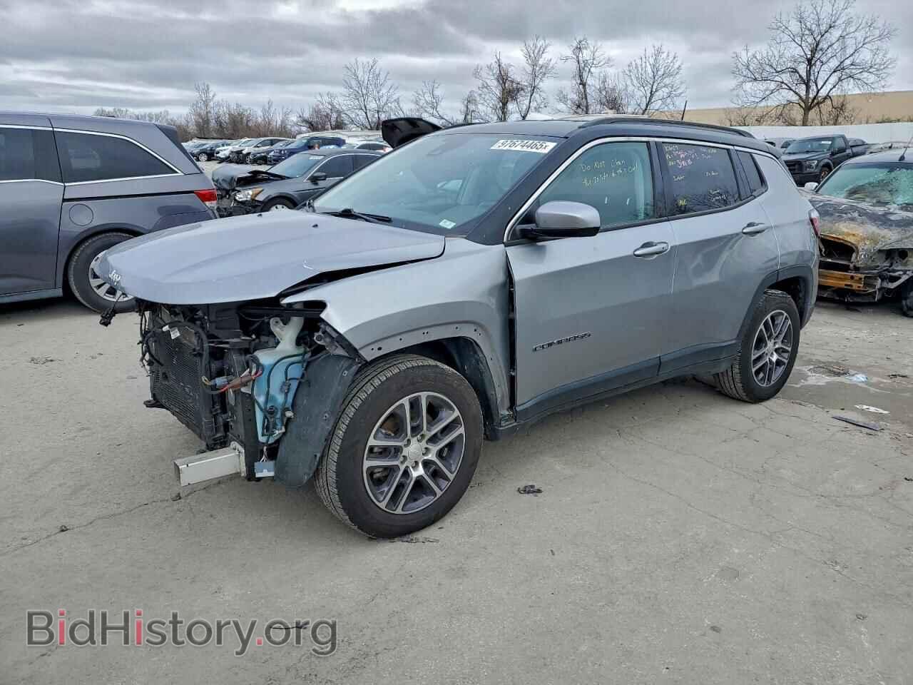 Photo 3C4NJCBB5JT124045 - JEEP COMPASS 2018