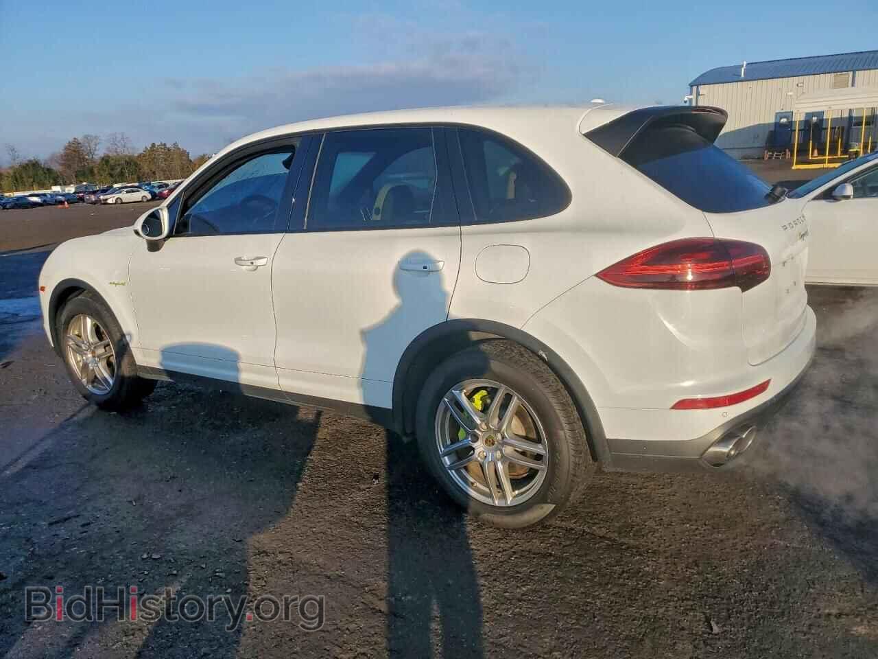 2016 PORSCHE CAYENNE - VIN: WP1AE2A26GLA64553 - Фото 2