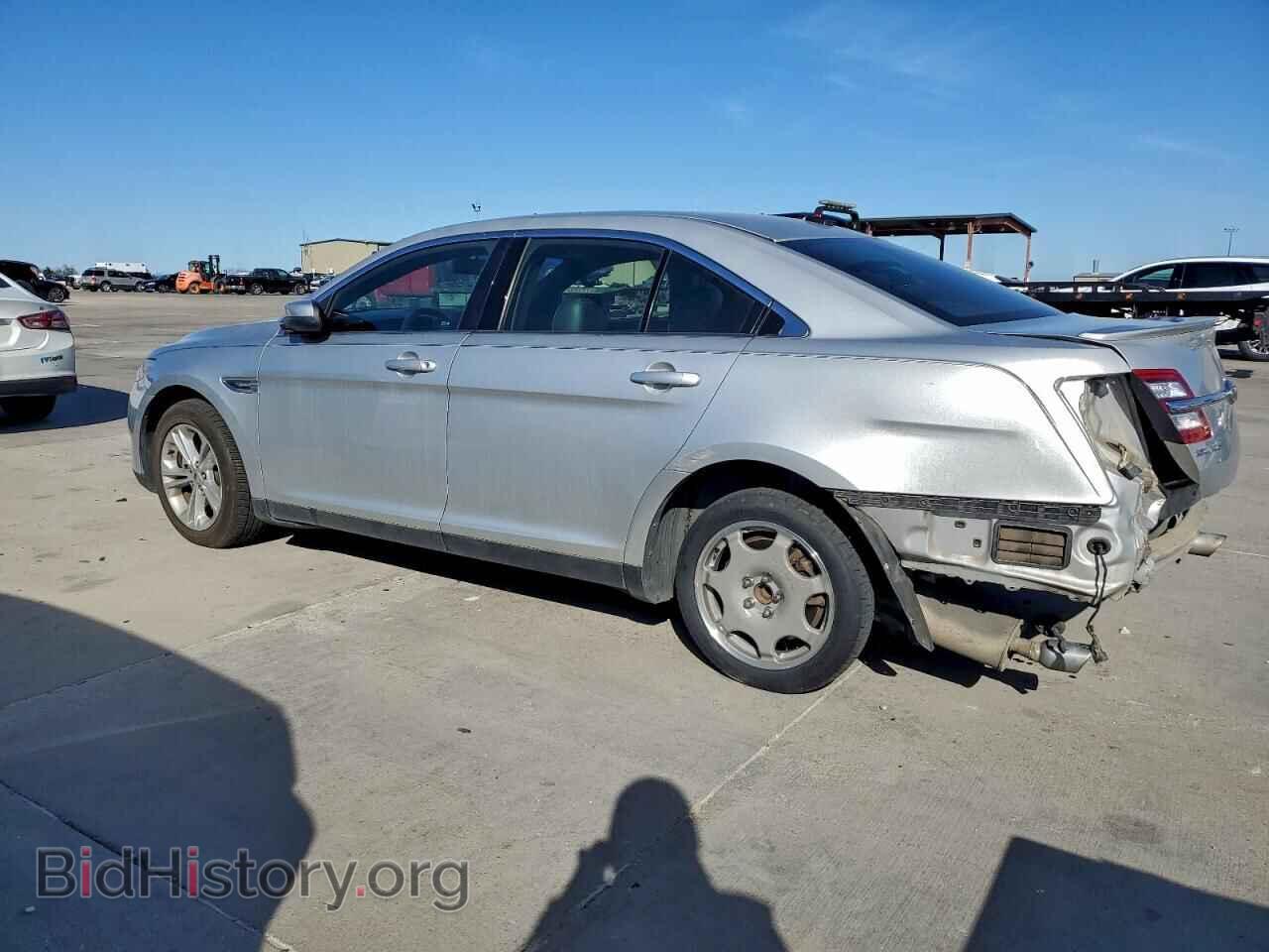 2013 FORD TAURUS - VIN: 1FAHP2E83DG164547 - Фото 2