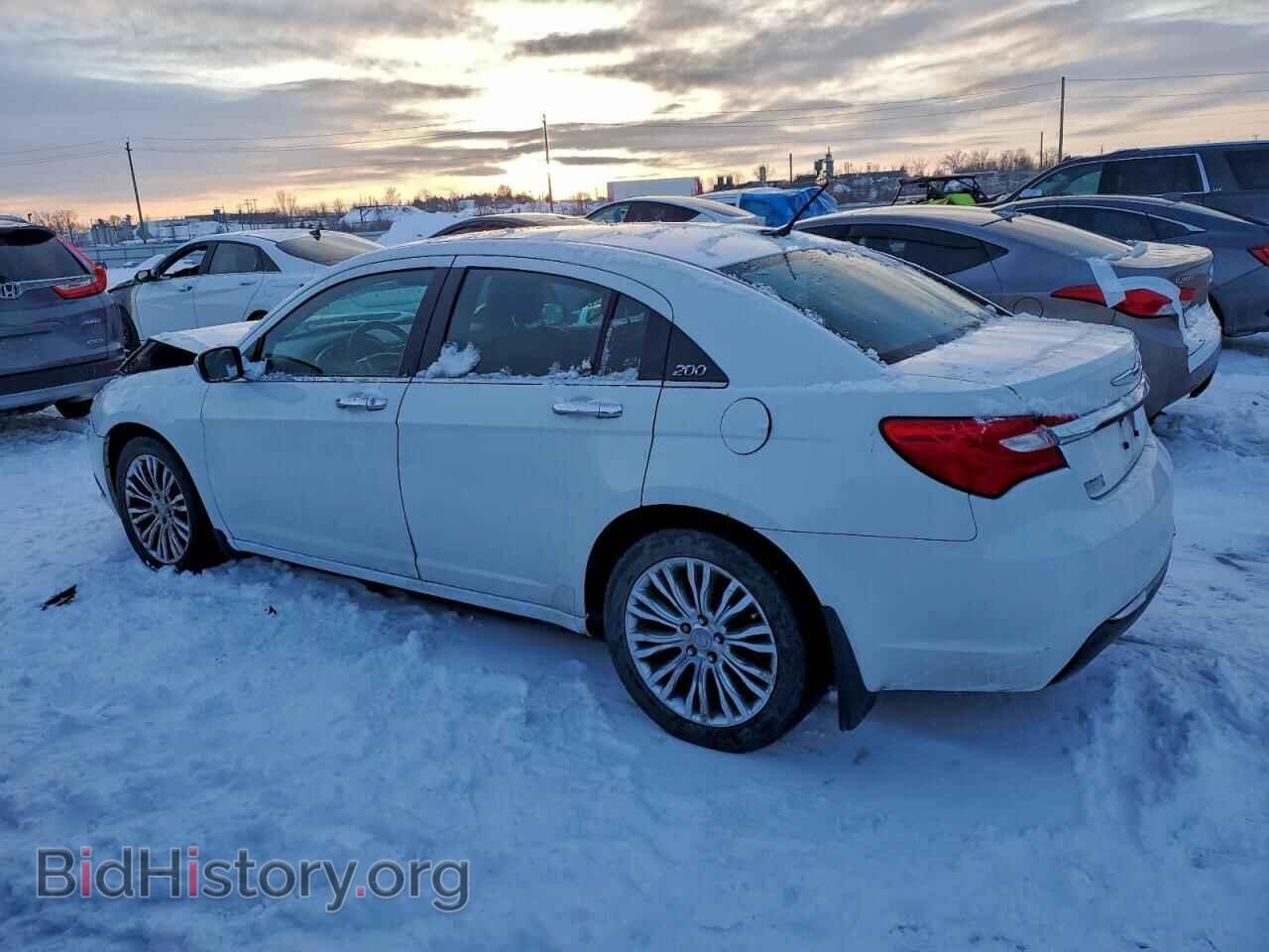 2013 CHRYSLER 200 - VIN: 1C3CCBCG1DN668900 - Photo 2