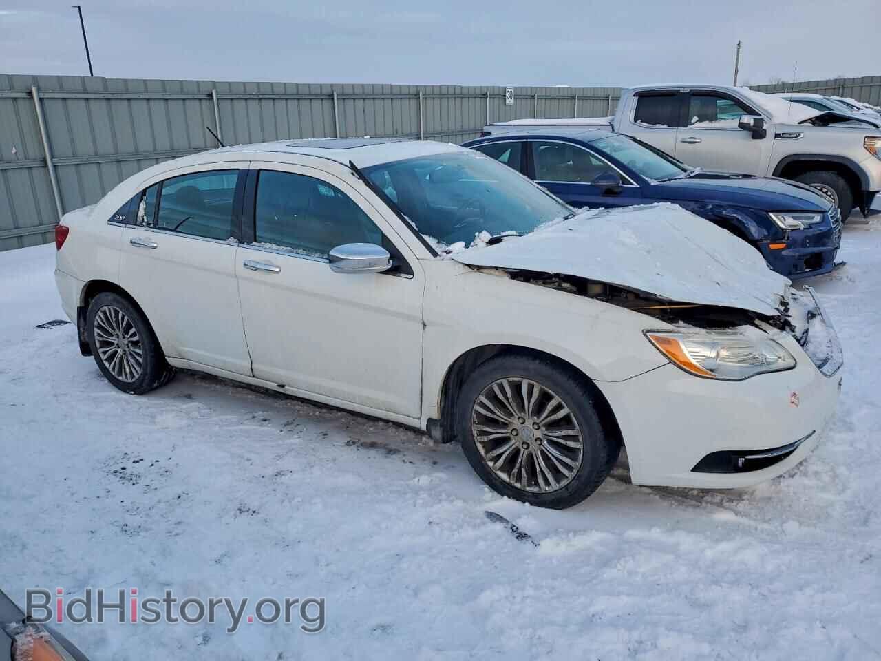 2013 CHRYSLER 200 - VIN: 1C3CCBCG1DN668900 - Photo 4