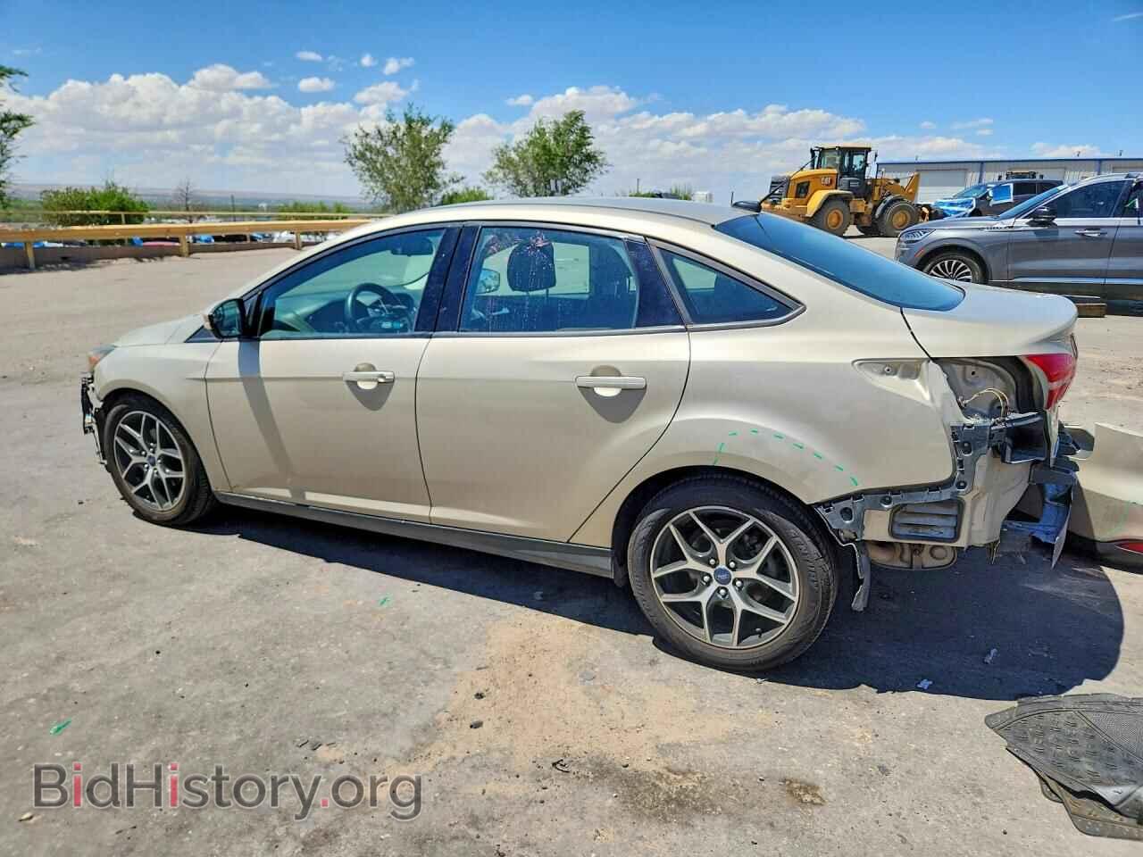 2017 FORD FOCUS - VIN: 1FADP3FE9HL214325 - Photo 2
