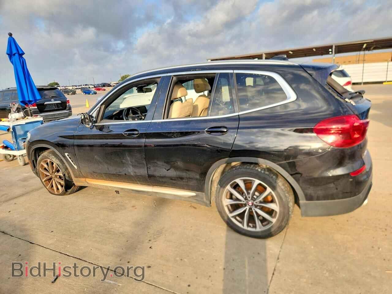 2019 BMW X3 - VIN: 5UXTR7C5XKLE97340 - Фото 2