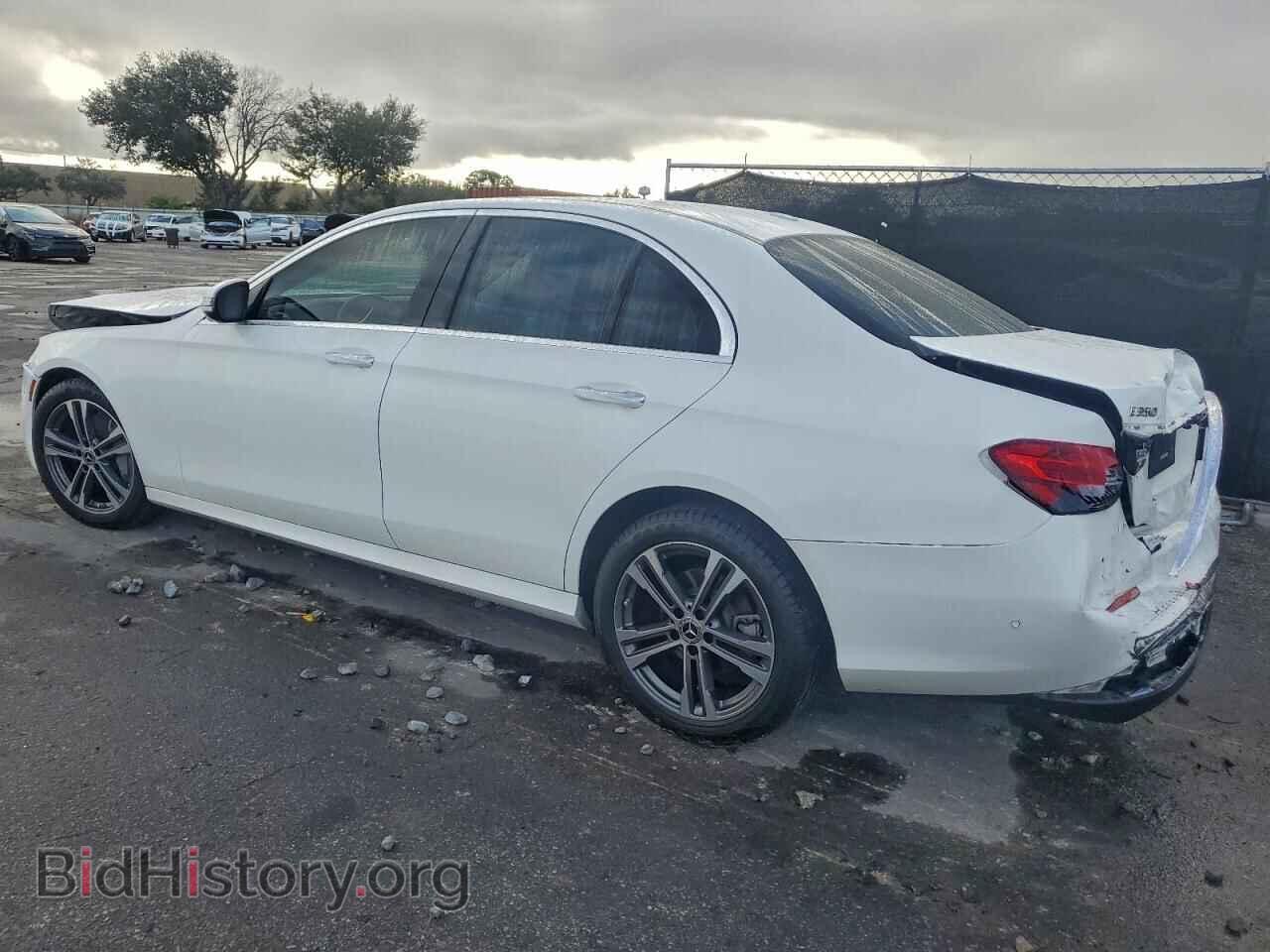 2021 MERCEDES-BENZ E-CLASS - VIN: W1KZF8DB4MA905802 - Фото 2