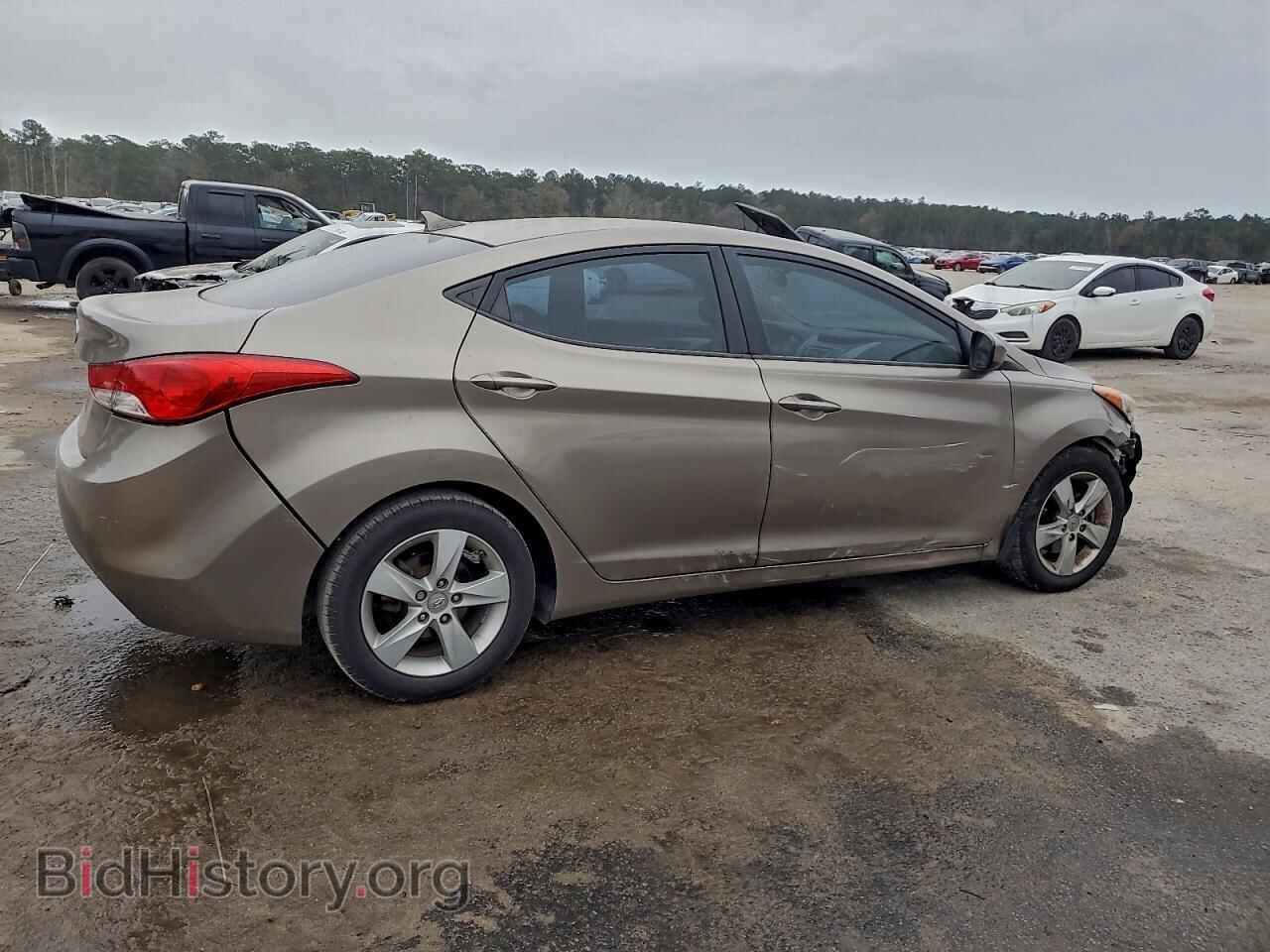 2013 HYUNDAI ELANTRA - VIN: 5NPDH4AE8DH413000 - Фото 3