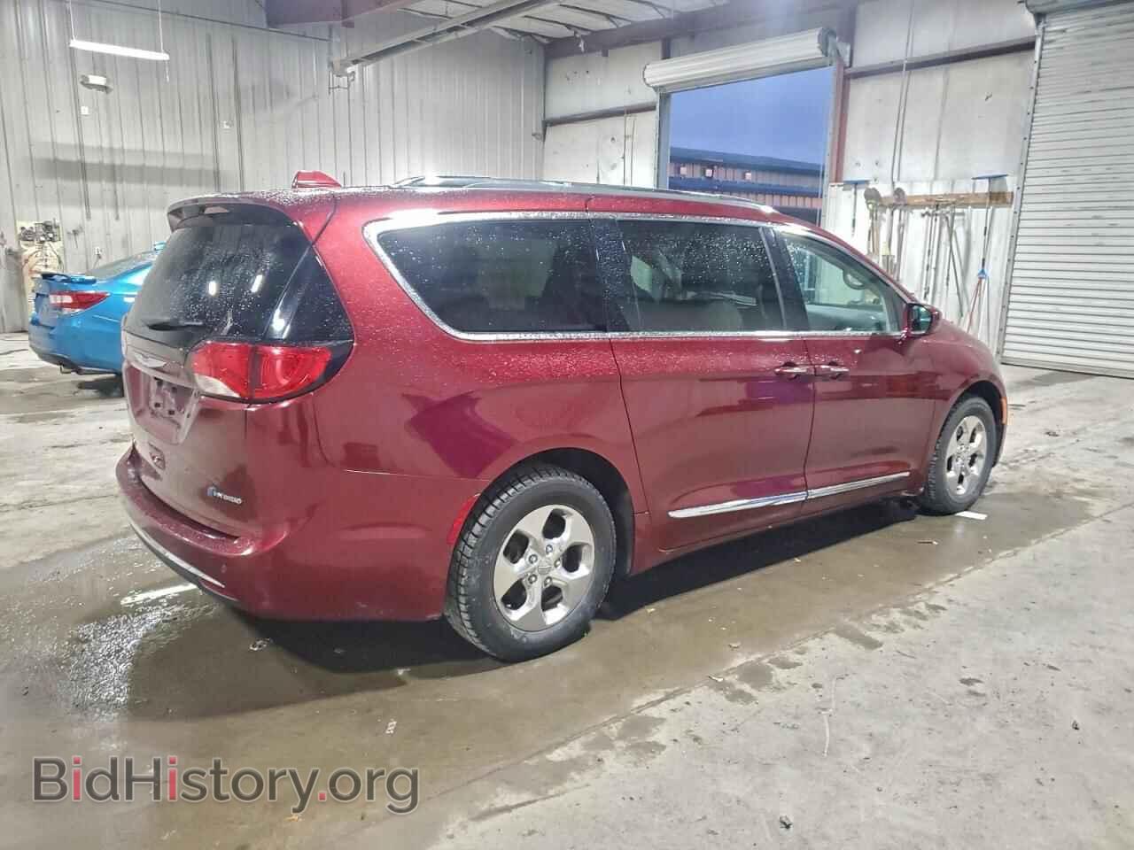 2019 CHRYSLER PACIFICA - VIN: 2C4RC1L75KR551238 - Фото 3