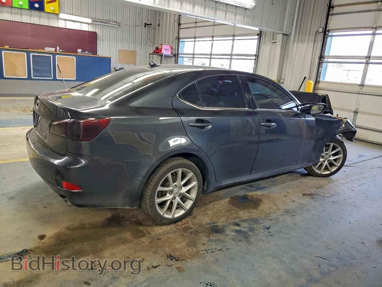 2011 LEXUS IS - VIN: JTHCF5C20B5048513 - Photo 3