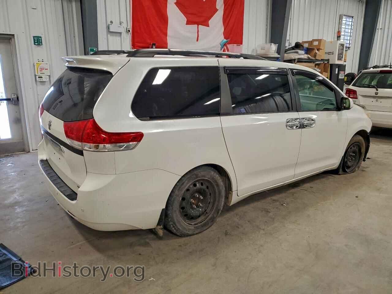 2011 TOYOTA All Models - VIN: 5TDYK3DC5BS034826 - Photo 3