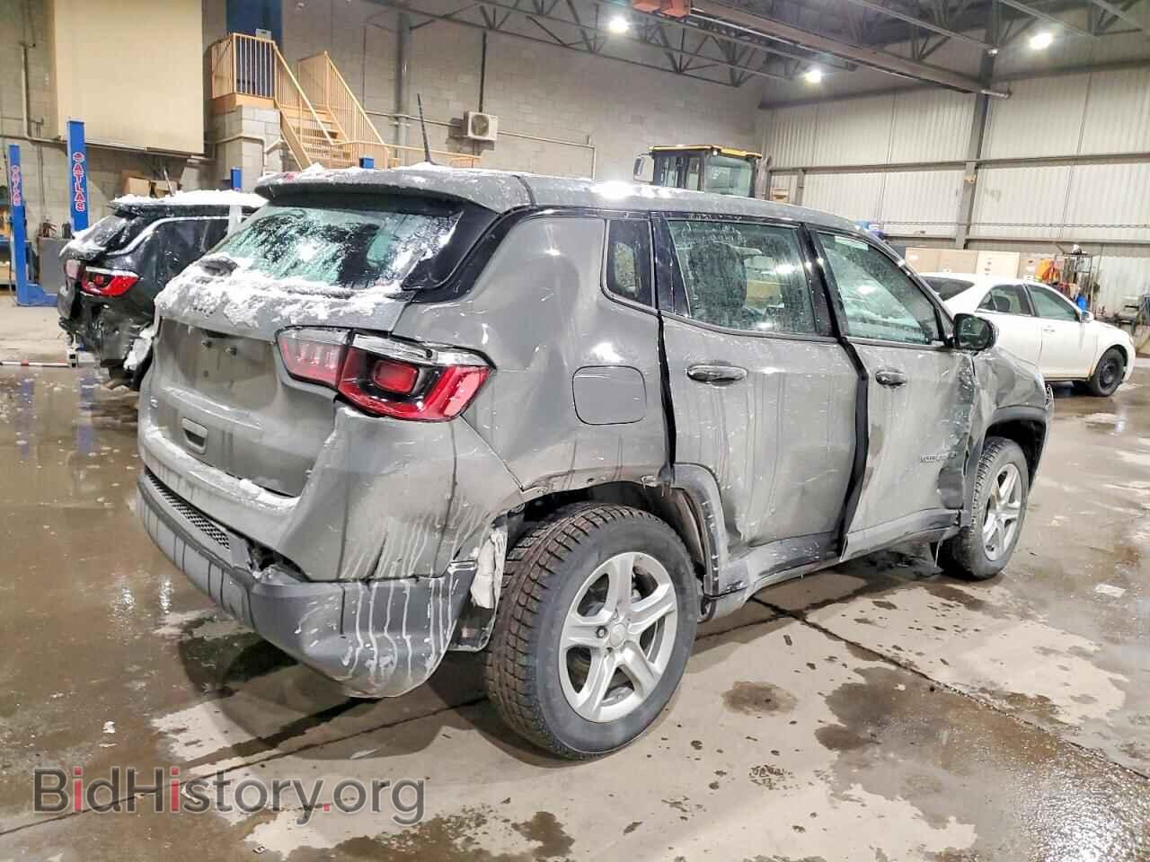 2024 JEEP COMPASS - VIN: 3C4NJDAN2RT585572 - Фото 3