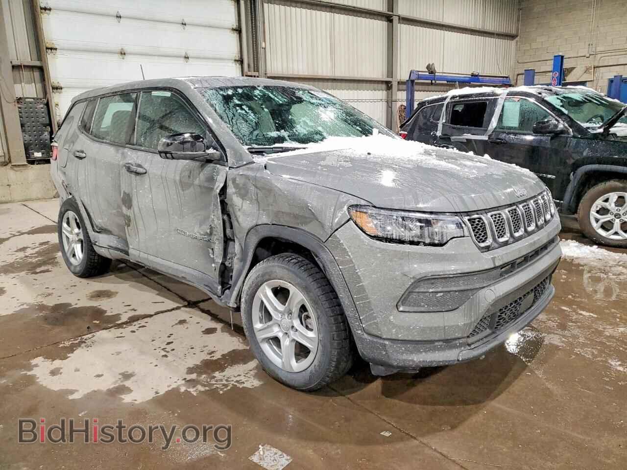 2024 JEEP COMPASS - VIN: 3C4NJDAN2RT585572 - Фото 4