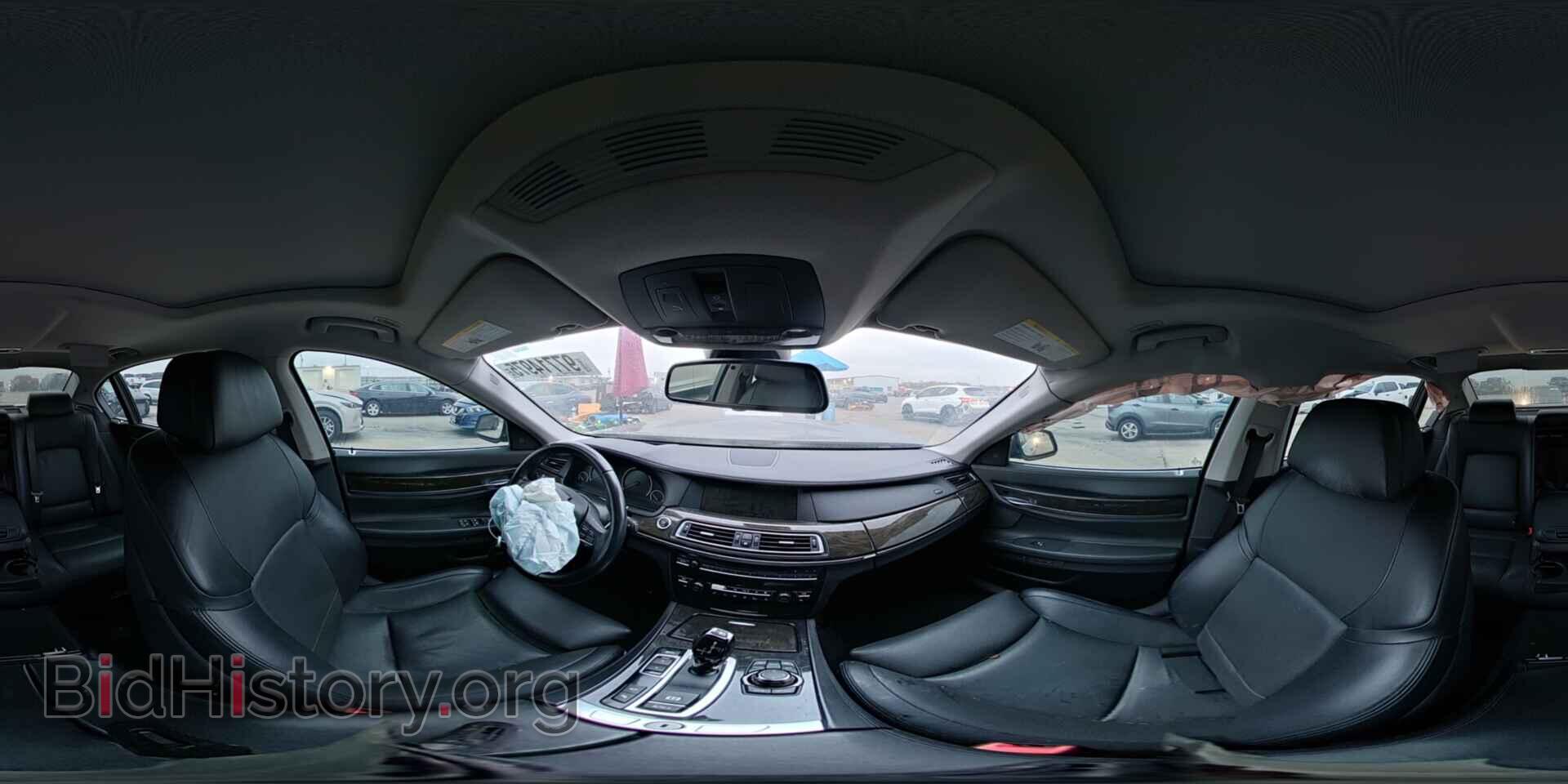 2012 BMW 7 SERIES - VIN: WBAKB8C59CDX20657 - Photo 14