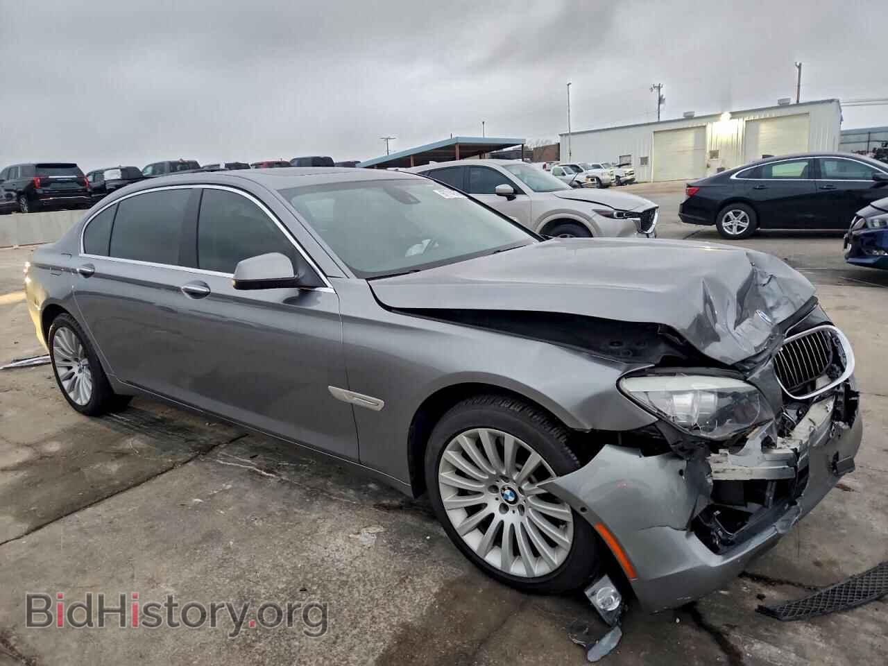 2012 BMW 7 SERIES - VIN: WBAKB8C59CDX20657 - Photo 4