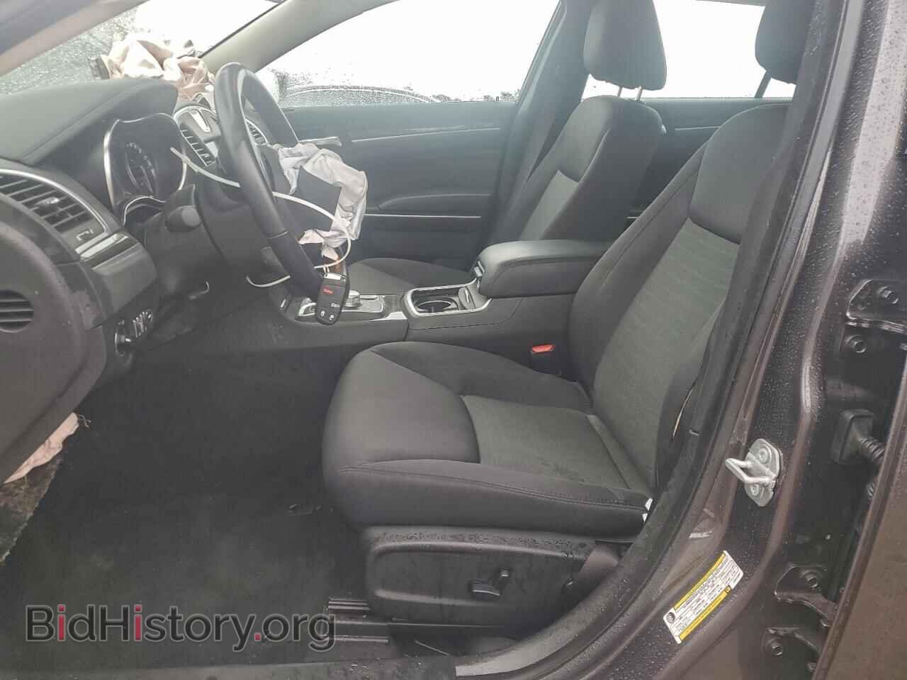 2020 CHRYSLER 300 - VIN: 2C3CCAAG1LH212660 - Фото 7