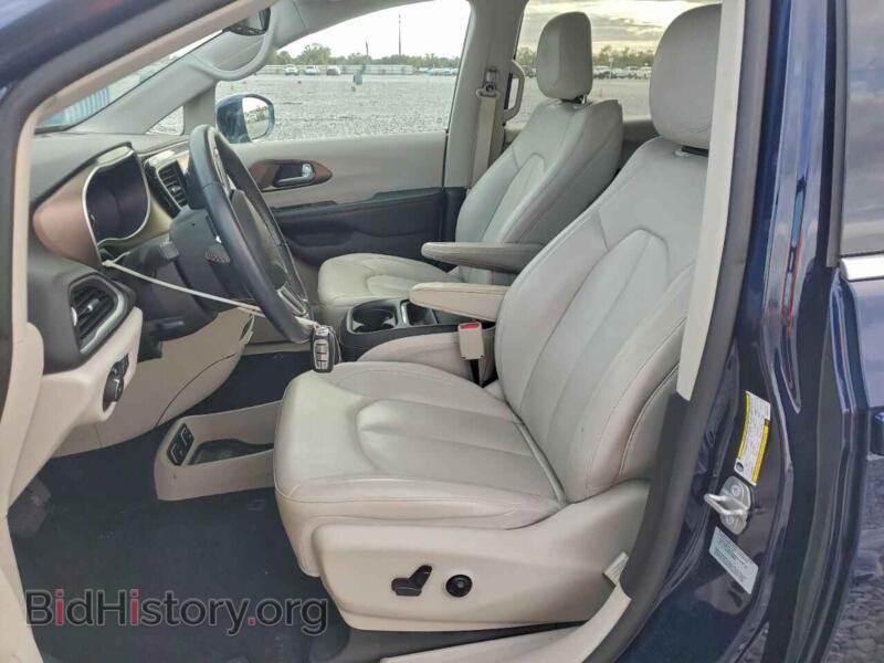 2017 Chrysler PACIFICA (VIN 2C4RC1BG0HR513183) — фото 8 из 14