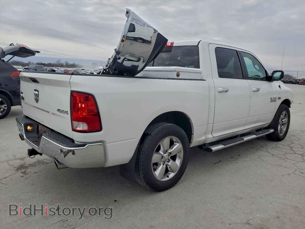 2017 RAM 1500 - VIN: 3C6RR7LT5HG522830 - Photo 3