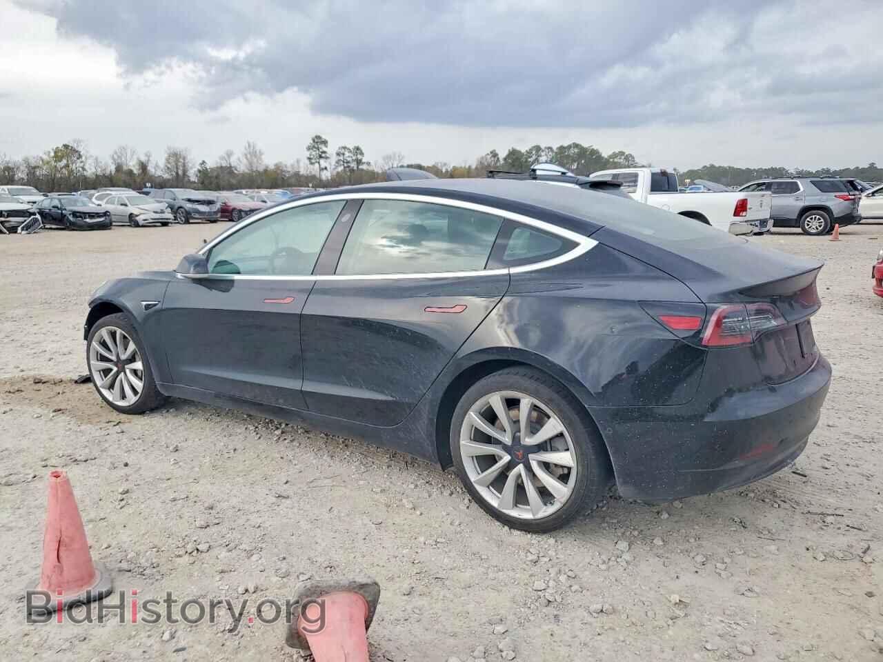 2019 TESLA MODEL 3 - VIN: 5YJ3E1EA2KF407425 - Photo 2