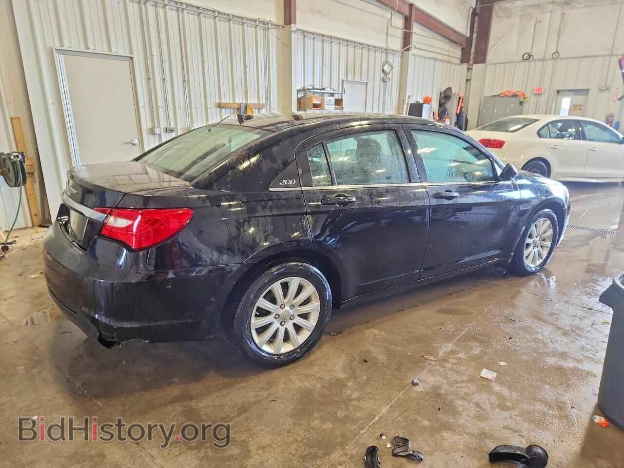 2013 CHRYSLER 200 - VIN: 1C3CCBBG2DN607945 - Фото 3