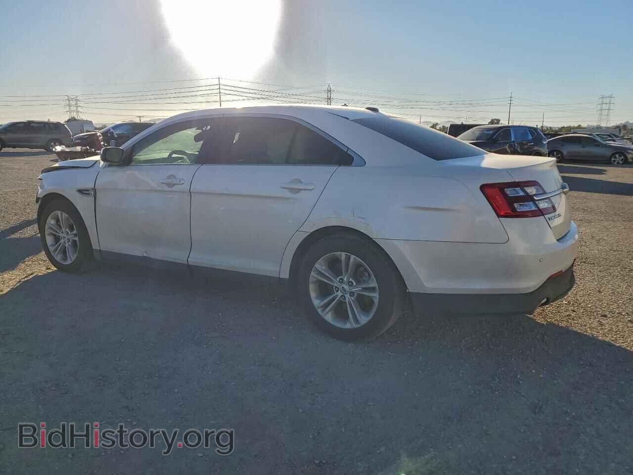 2015 FORD TAURUS - VIN: 1FAHP2E84FG161868 - Фото 2