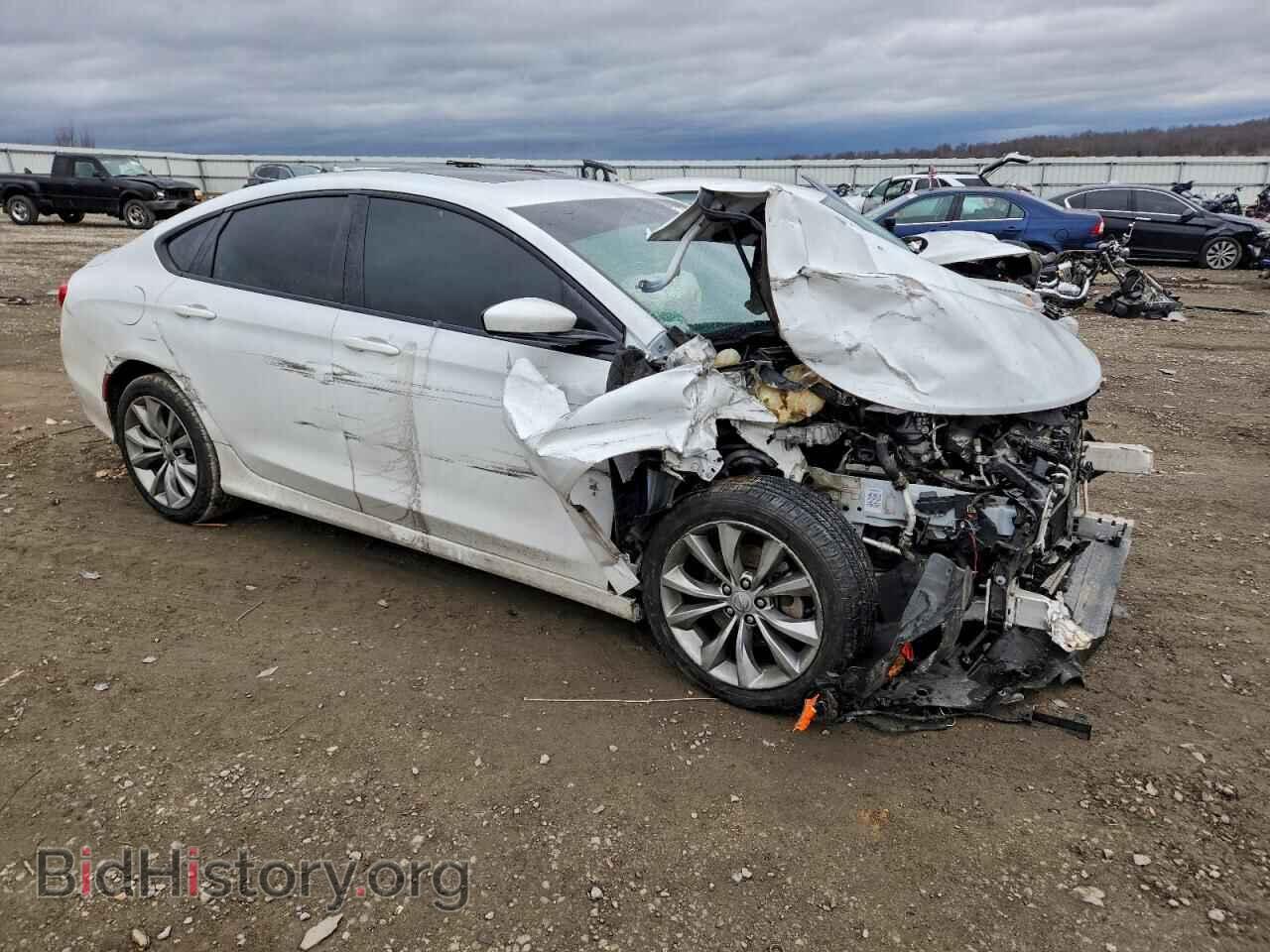 2016 CHRYSLER 200 - VIN: 1C3CCCBB7GN104751 - Photo 4