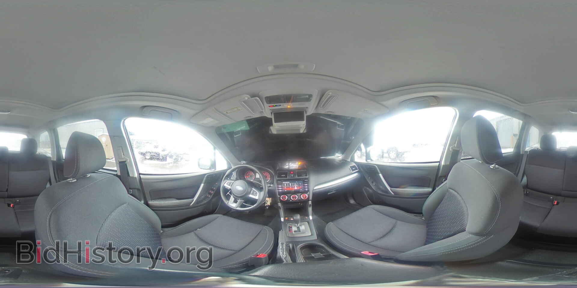 2018 SUBARU FORESTER - VIN: JF2SJAEC0JH450220 - Photo 14