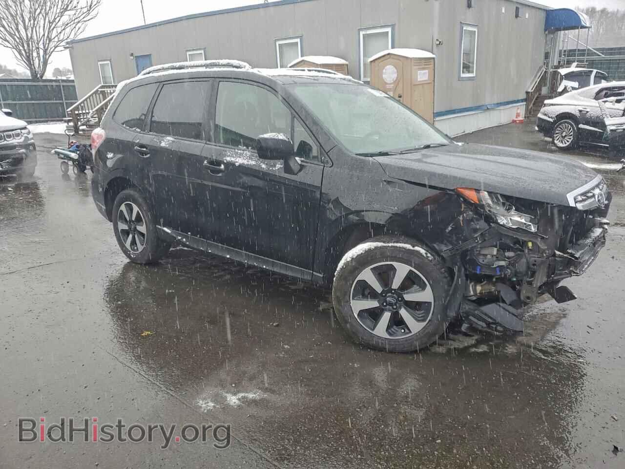 2018 SUBARU FORESTER - VIN: JF2SJAEC0JH450220 - Photo 4
