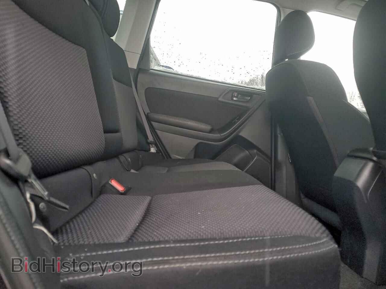 2018 SUBARU FORESTER - VIN: JF2SJAEC0JH450220 - Photo 10