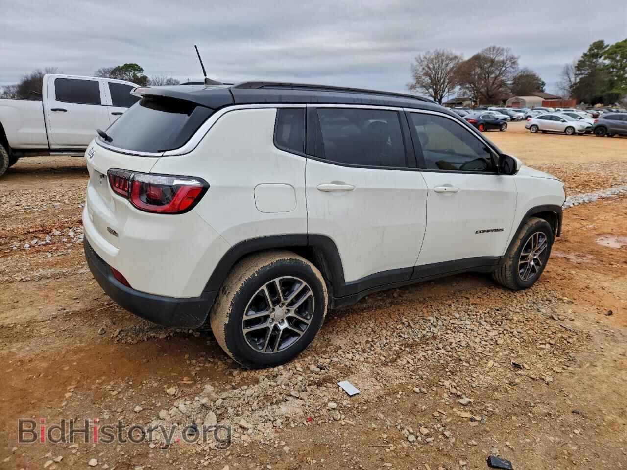 2019 JEEP COMPASS - VIN: 3C4NJCBB0KT763046 - Фото 3