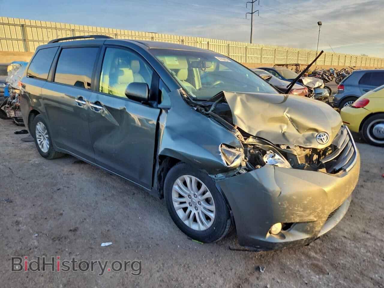 2014 TOYOTA All Models - VIN: 5TDYK3DC1ES435262 - Фото 4