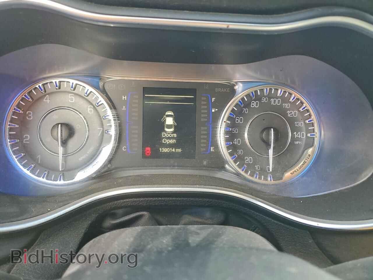 2016 CHRYSLER 200 - VIN: 1C3CCCAB2GN135889 - Фото 9