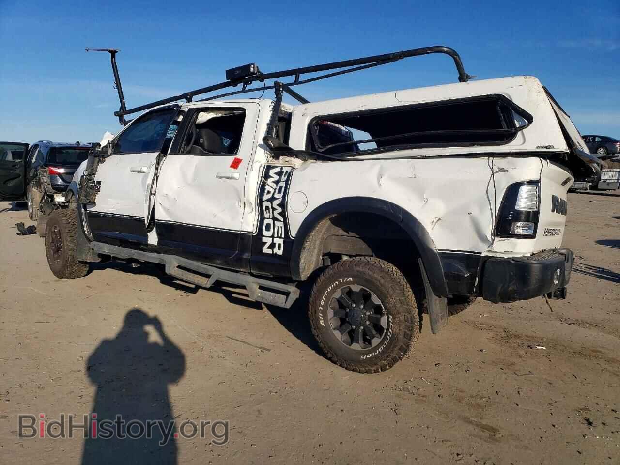 2018 RAM 2500 - VIN: 3C6TR5EJ3JG115150 - Фото 2