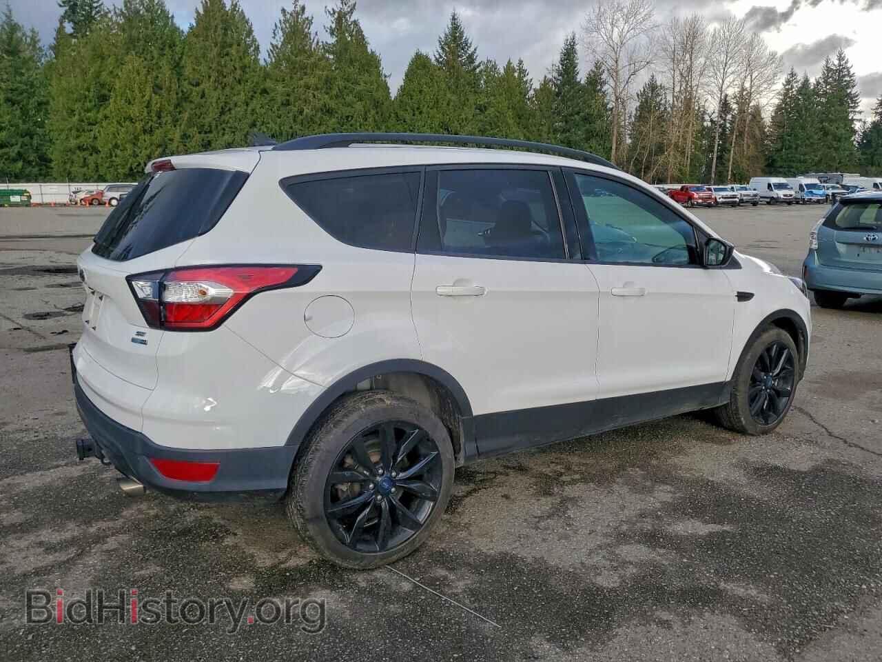 2018 FORD ESCAPE - VIN: 1FMCU9GDXJUD44780 - Фото 3