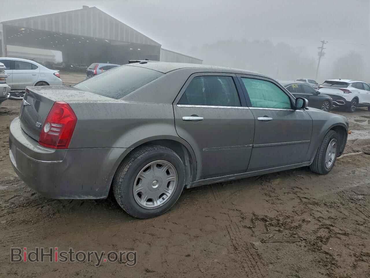 2010 CHRYSLER 300 - VIN: 2C3CA5CV7AH206142 - Фото 3