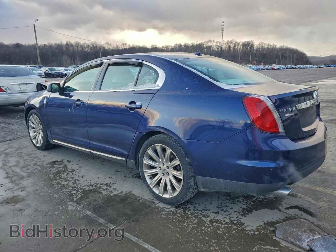 2011 LINCOLN MKS - VIN: 1LNHL9DR0BG607366 - Photo 2