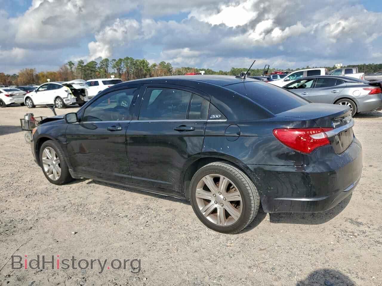 2012 CHRYSLER 200 - VIN: 1C3CCBBB4CN301977 - Photo 2
