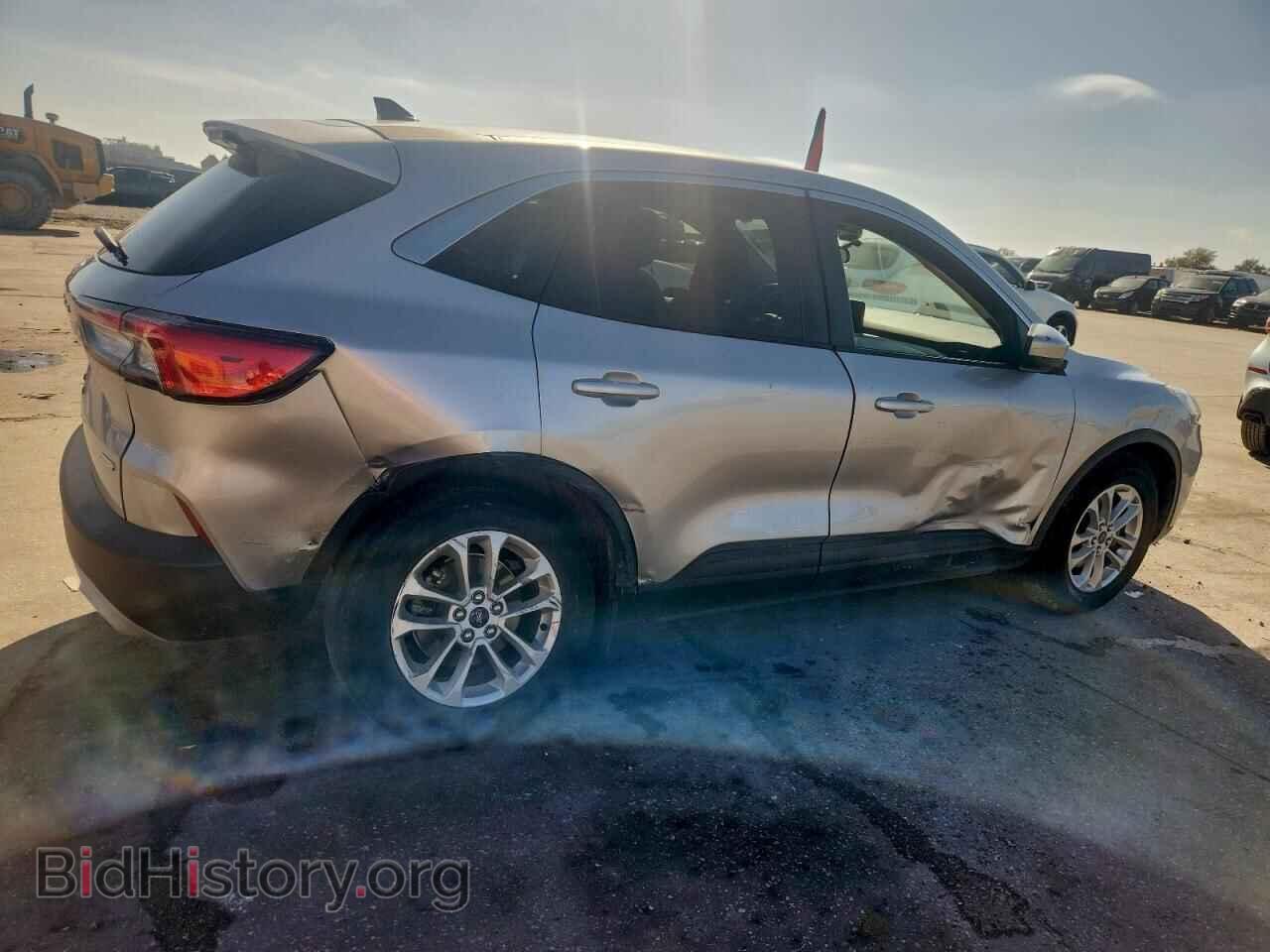 2020 FORD ESCAPE - VIN: 1FMCU0G64LUA39467 - Фото 3