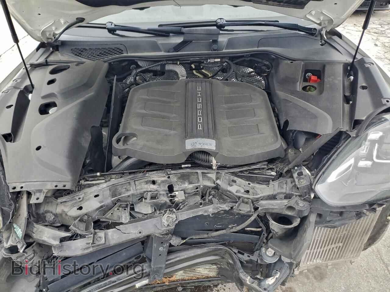 2016 PORSCHE CAYENNE - VIN: WP1AB2A22GLA92035 - Photo 11