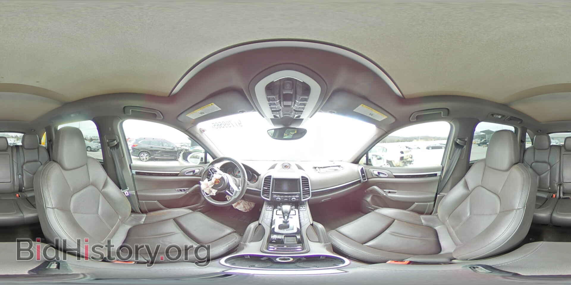 2016 PORSCHE CAYENNE - VIN: WP1AB2A22GLA92035 - Photo 14