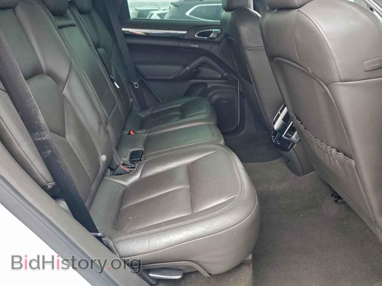 2016 PORSCHE CAYENNE - VIN: WP1AB2A22GLA92035 - Photo 10