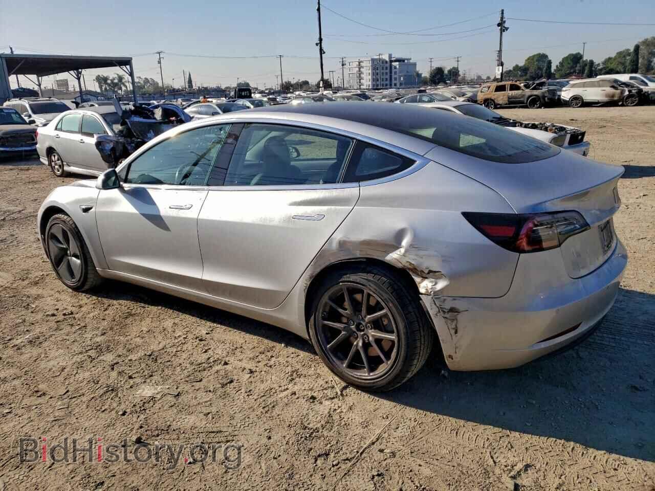 2018 TESLA MODEL 3 - VIN: 5YJ3E1EA7JF045932 - Photo 2