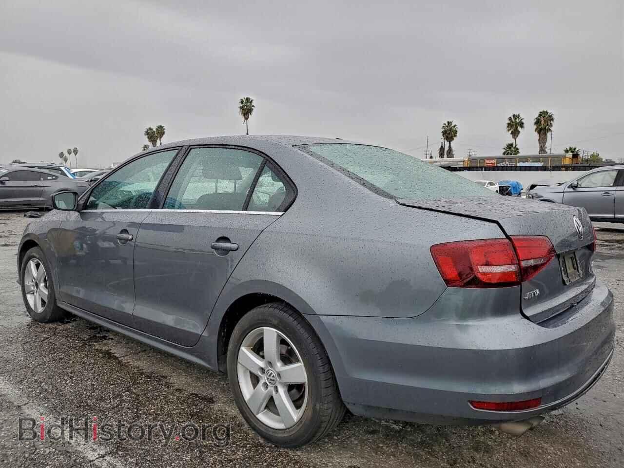 2017 VOLKSWAGEN JETTA - VIN: 3VW2B7AJ7HM292674 - Фото 2