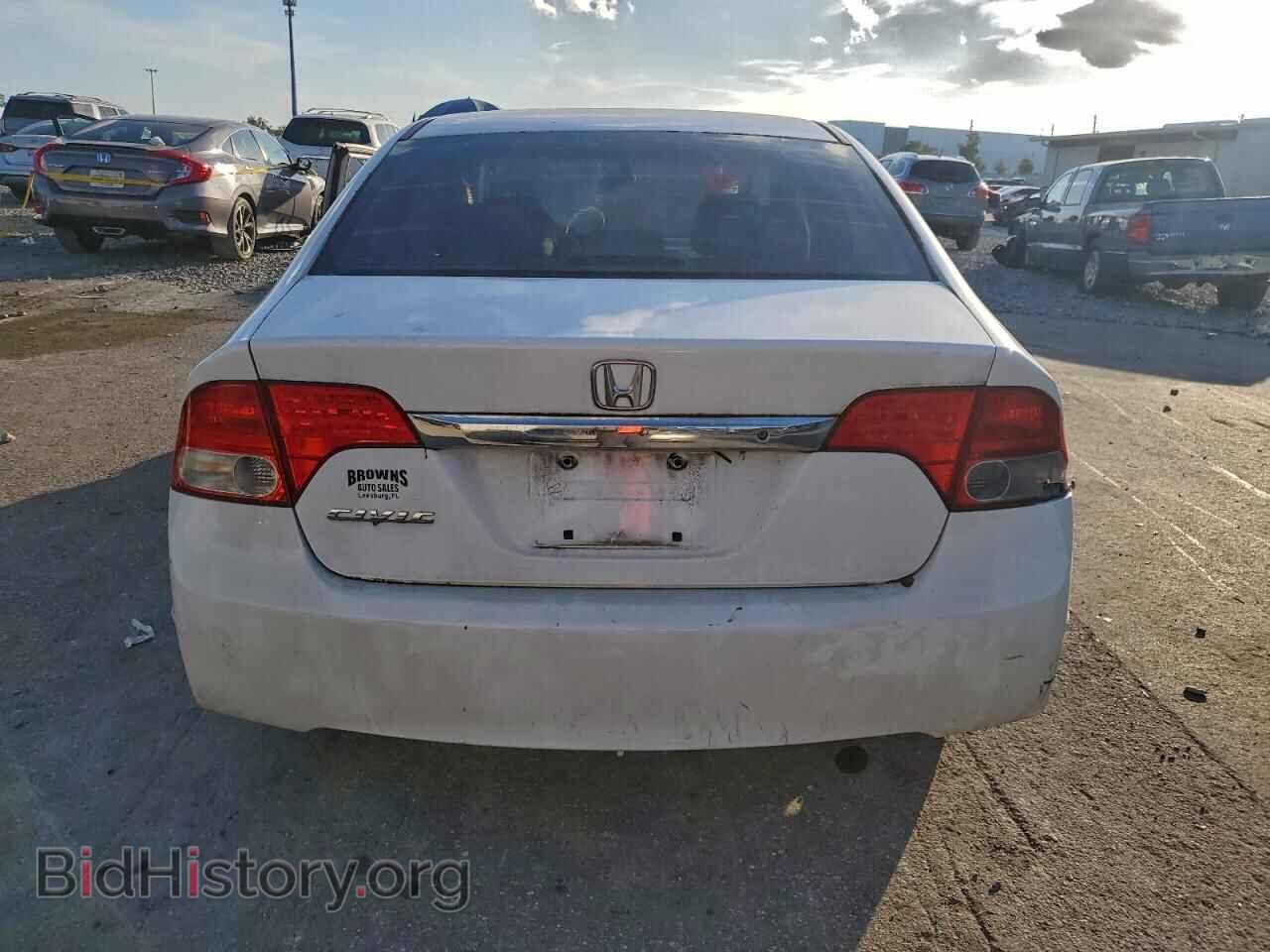2010 HONDA CIVIC - VIN: 19XFA1F57AE083290 - Фото 6