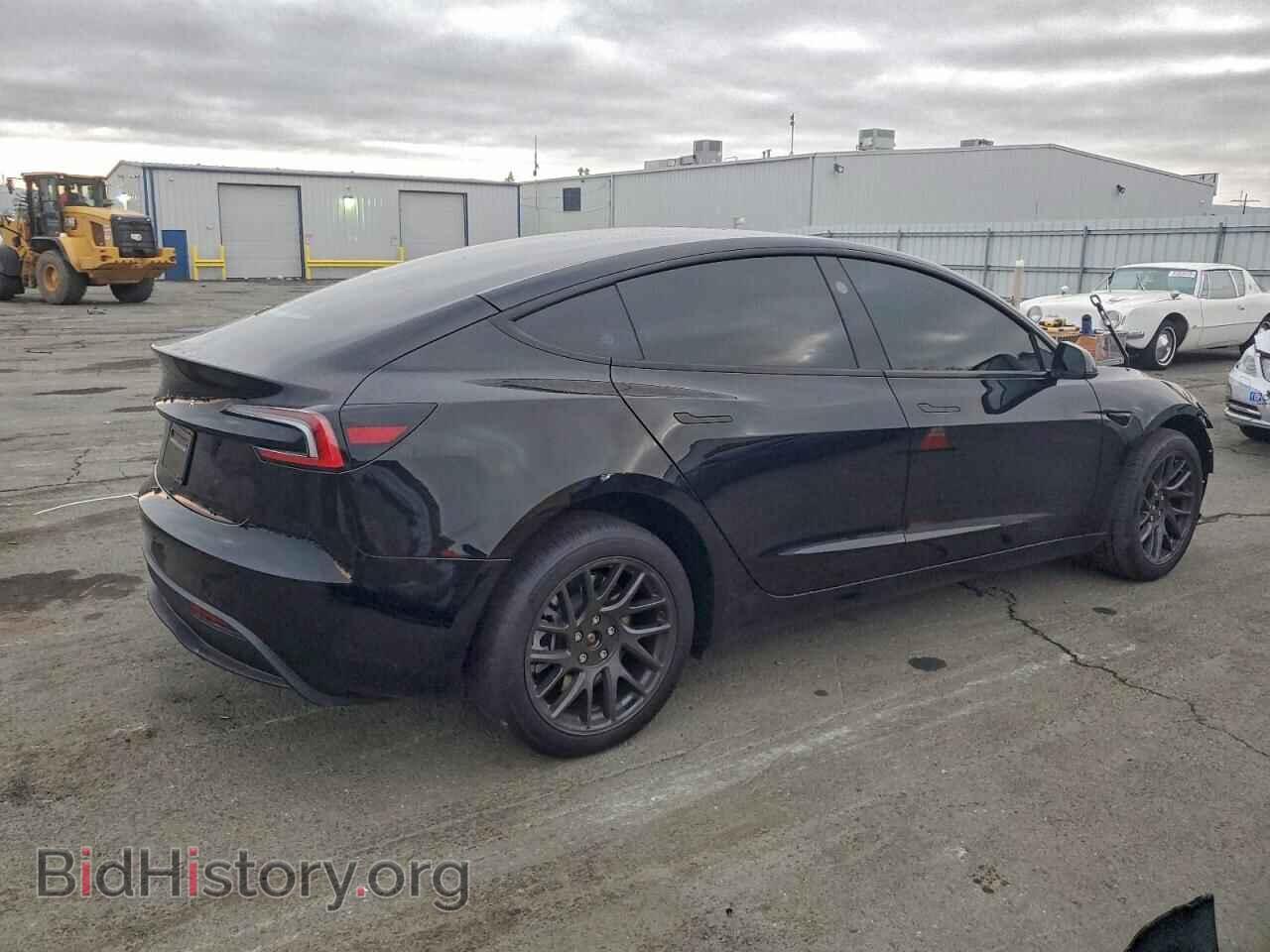 2025 TESLA MODEL 3 - VIN: 5YJ3E1EAXSF032979 - Photo 3