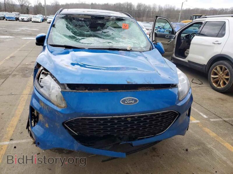 2020 Ford ESCAPE (VIN 1FMCU9J95LUA98552) — фото 5 из 14