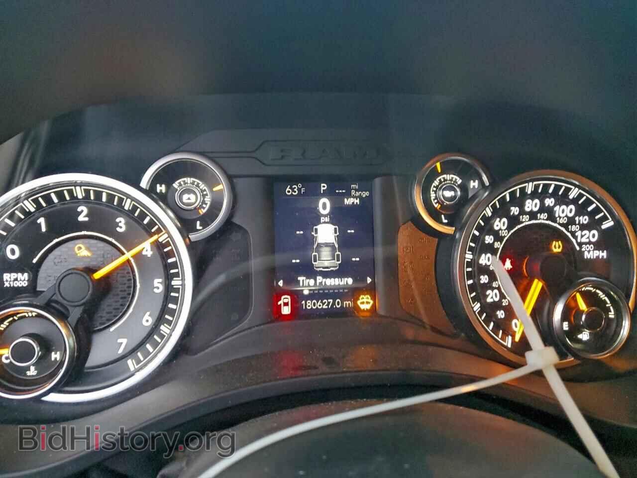 2019 RAM 1500 - VIN: 1C6SRFGT5KN630904 - Фото 9