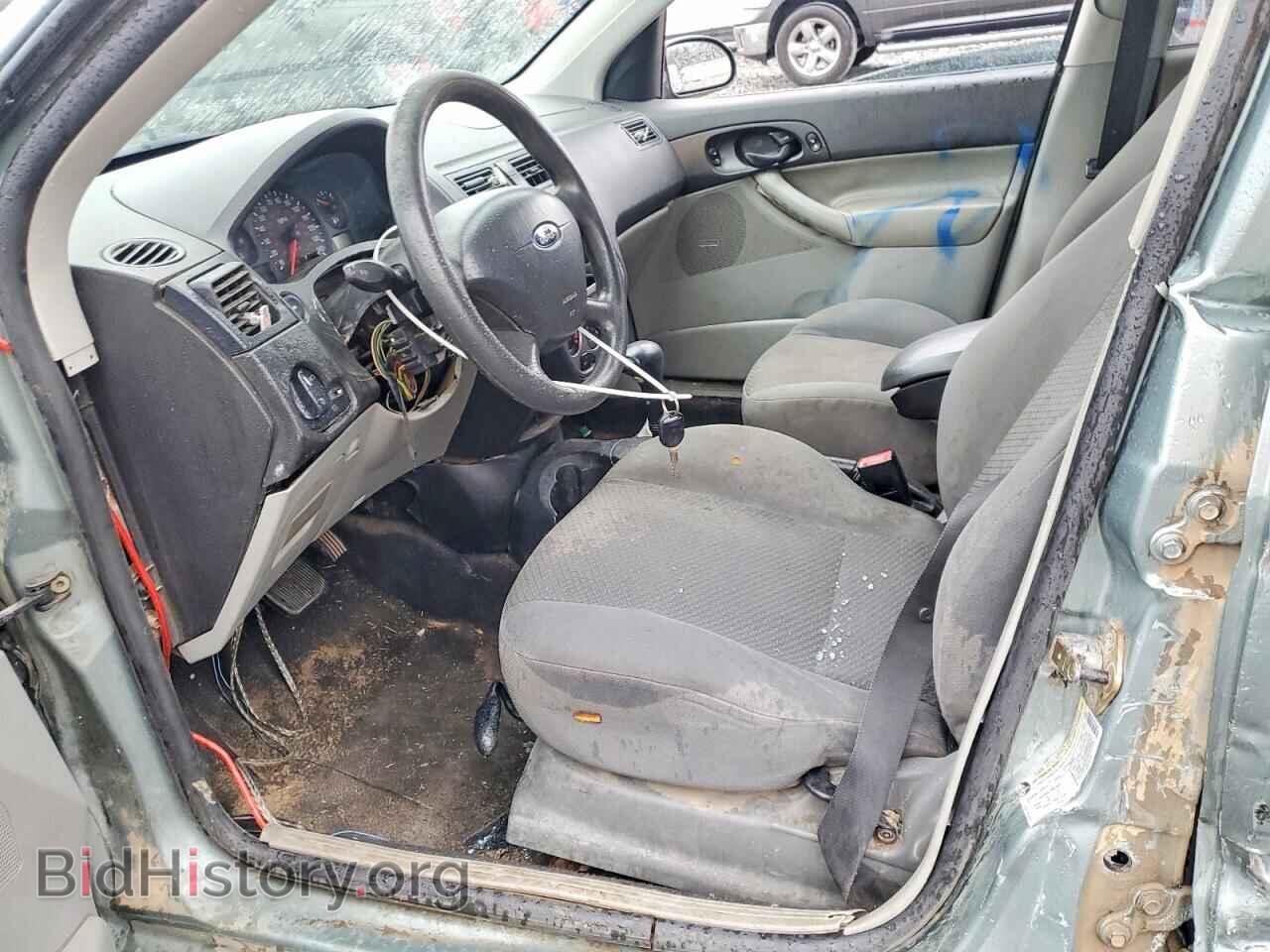 2005 FORD FOCUS - VIN: 3FAFP37N25R102387 - Фото 7