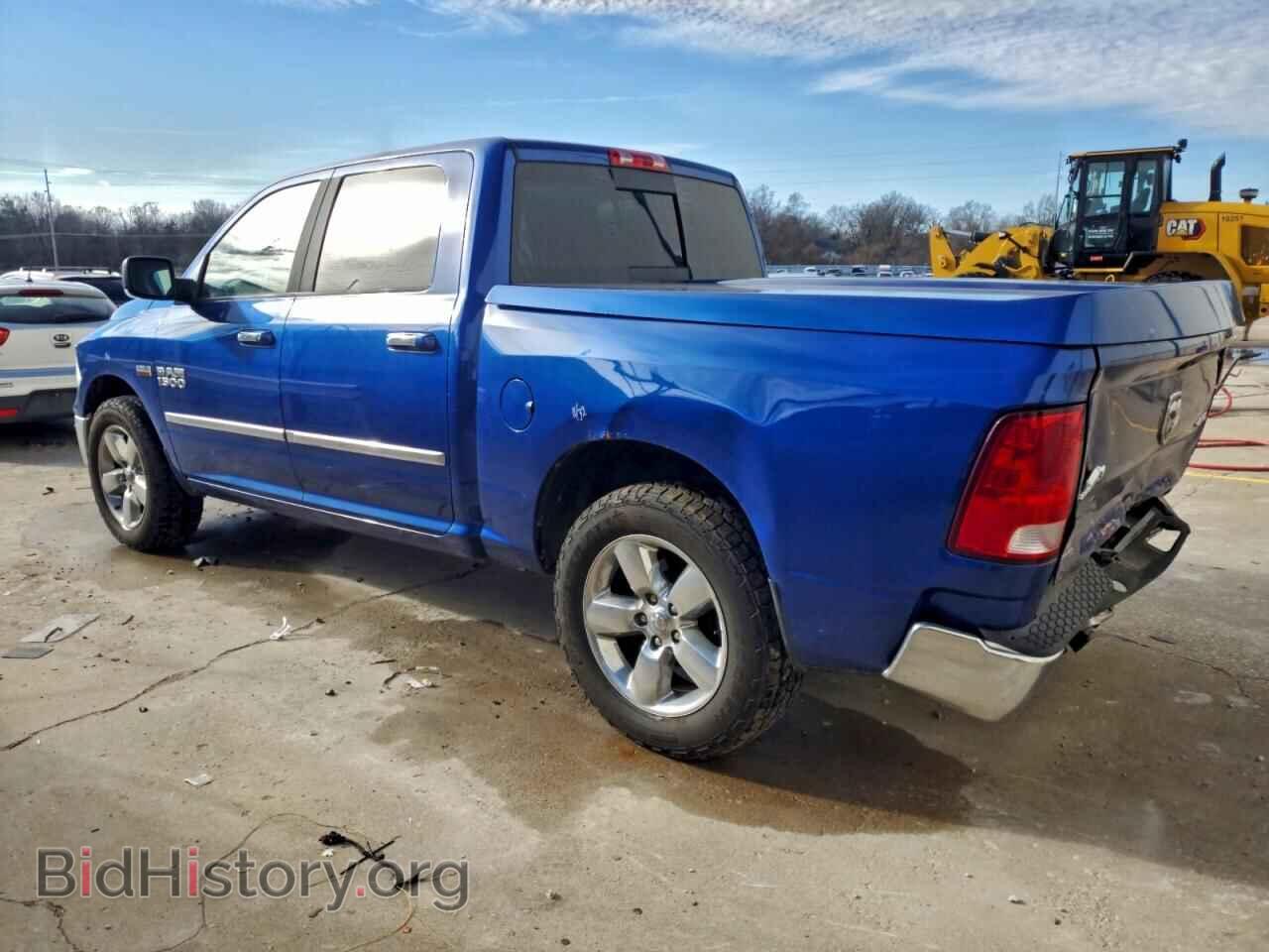 2016 RAM 1500 - VIN: 3C6RR7LT0GG136086 - Photo 2