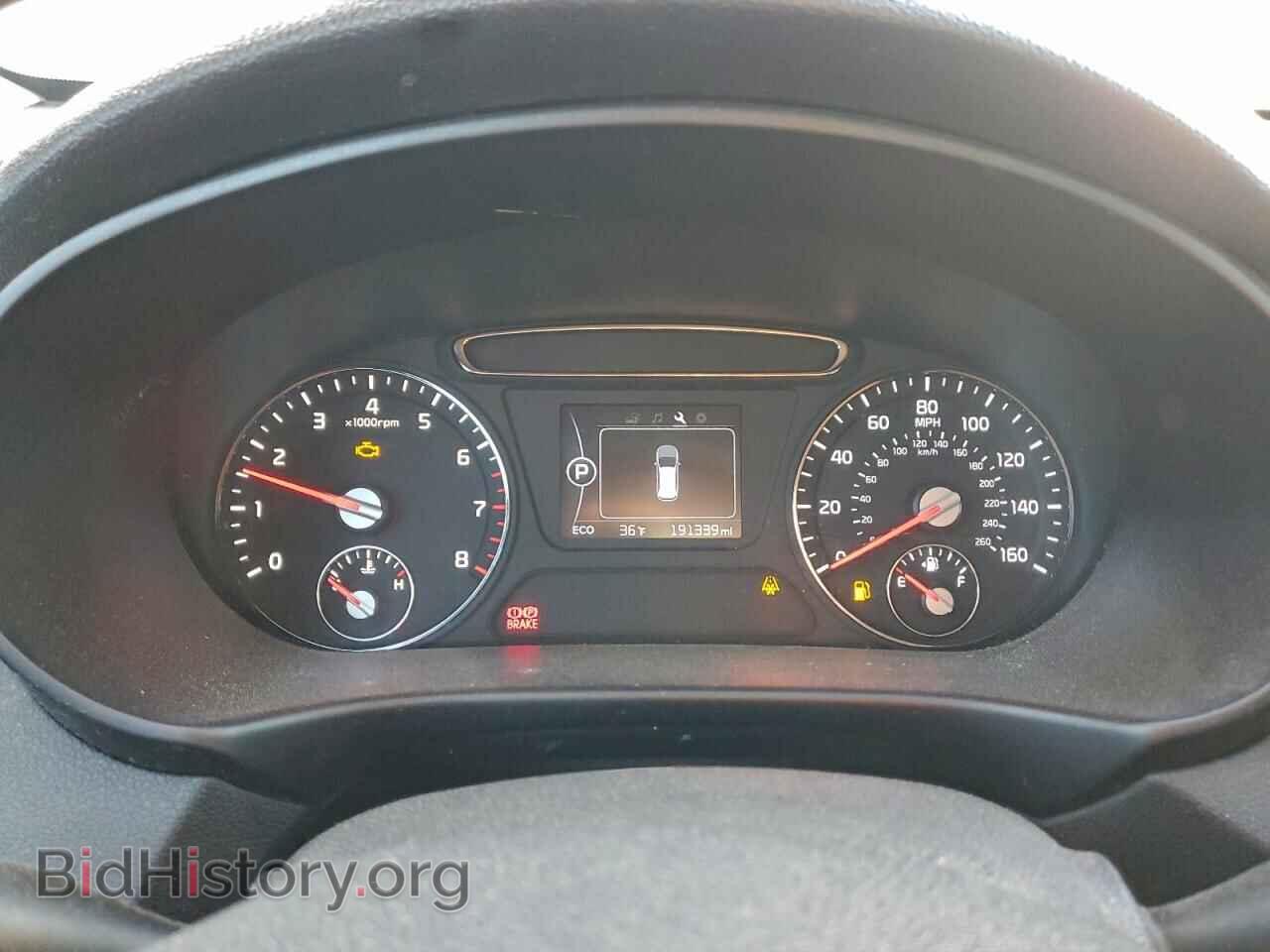 2016 KIA SORENTO - VIN: 5XYPG4A32GG162372 - Фото 9