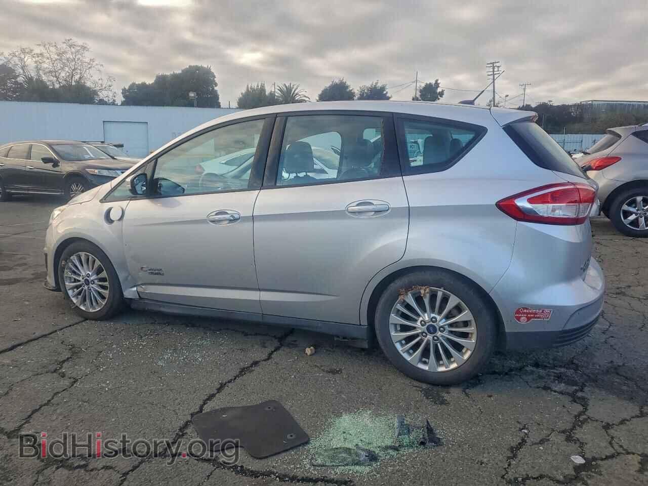 2017 FORD CMAX - VIN: 1FADP5EU5HL105820 - Photo 2