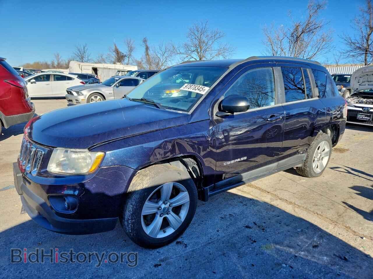 Photo 1J4NT1FB8BD195699 - JEEP COMPASS 2011